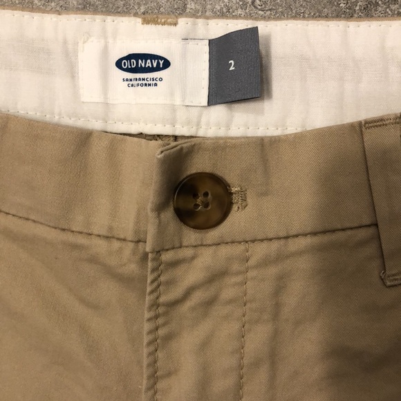 OLD NAVY EVERYDAY SHORTS KHAKI SZ 2 - Picture 4 of 4